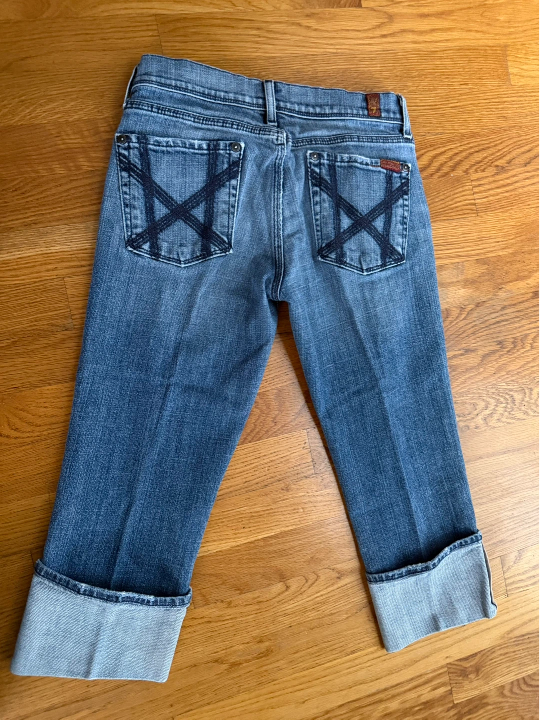 7 For All Mankind Cropped Jeans Size 26 - photo 2