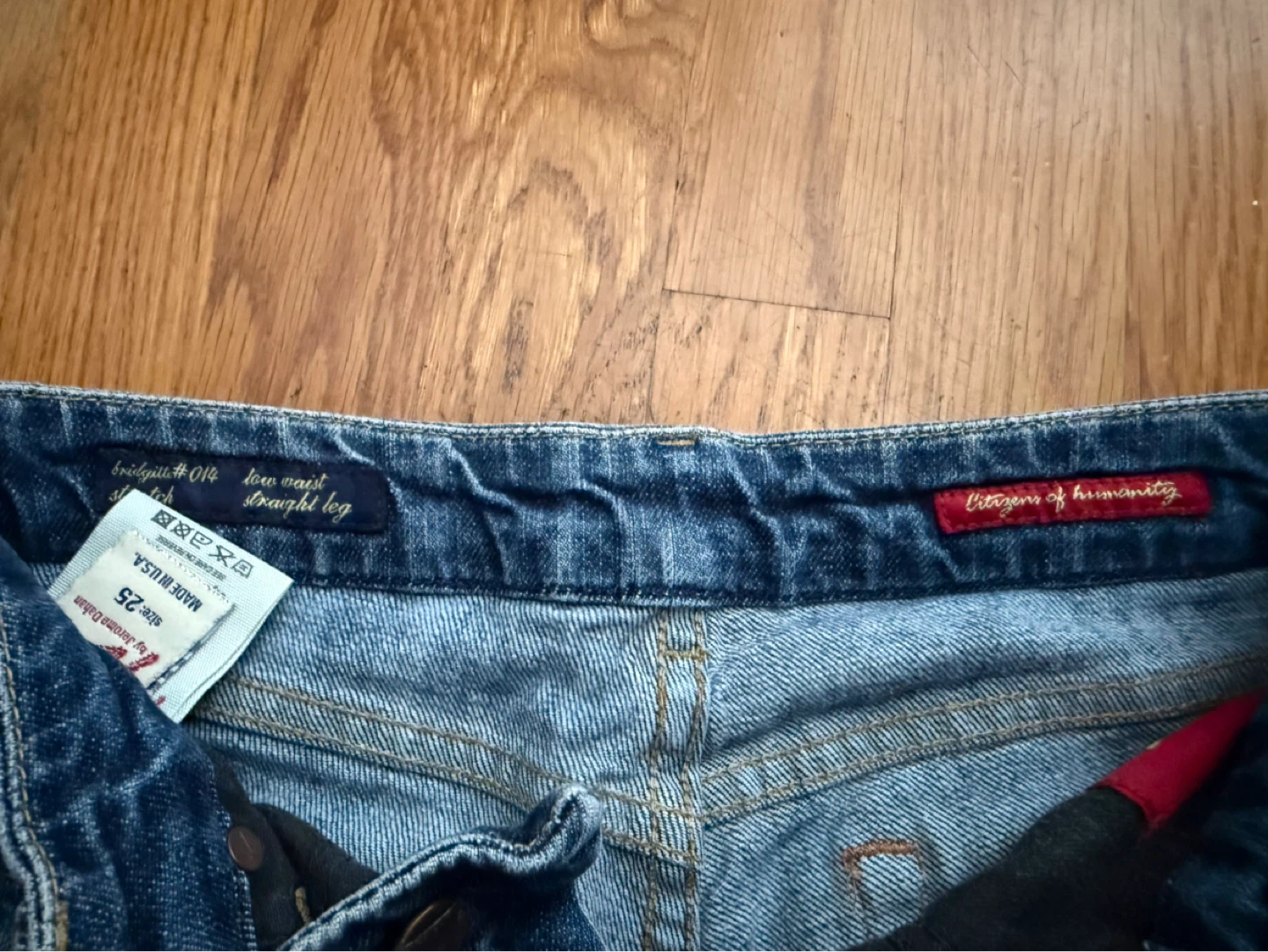 Citizens of Humanity Low Waist Straight Leg Jeans Size 25 - photo 3