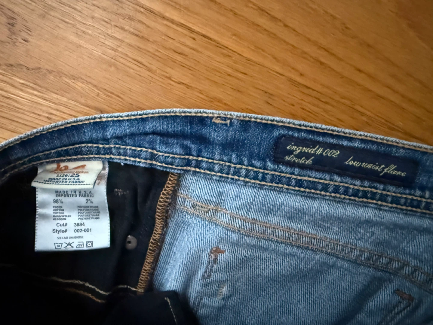 Citizens of Humanity "Ingrid" Low Waist Flare Jeans Size 25 - photo 2