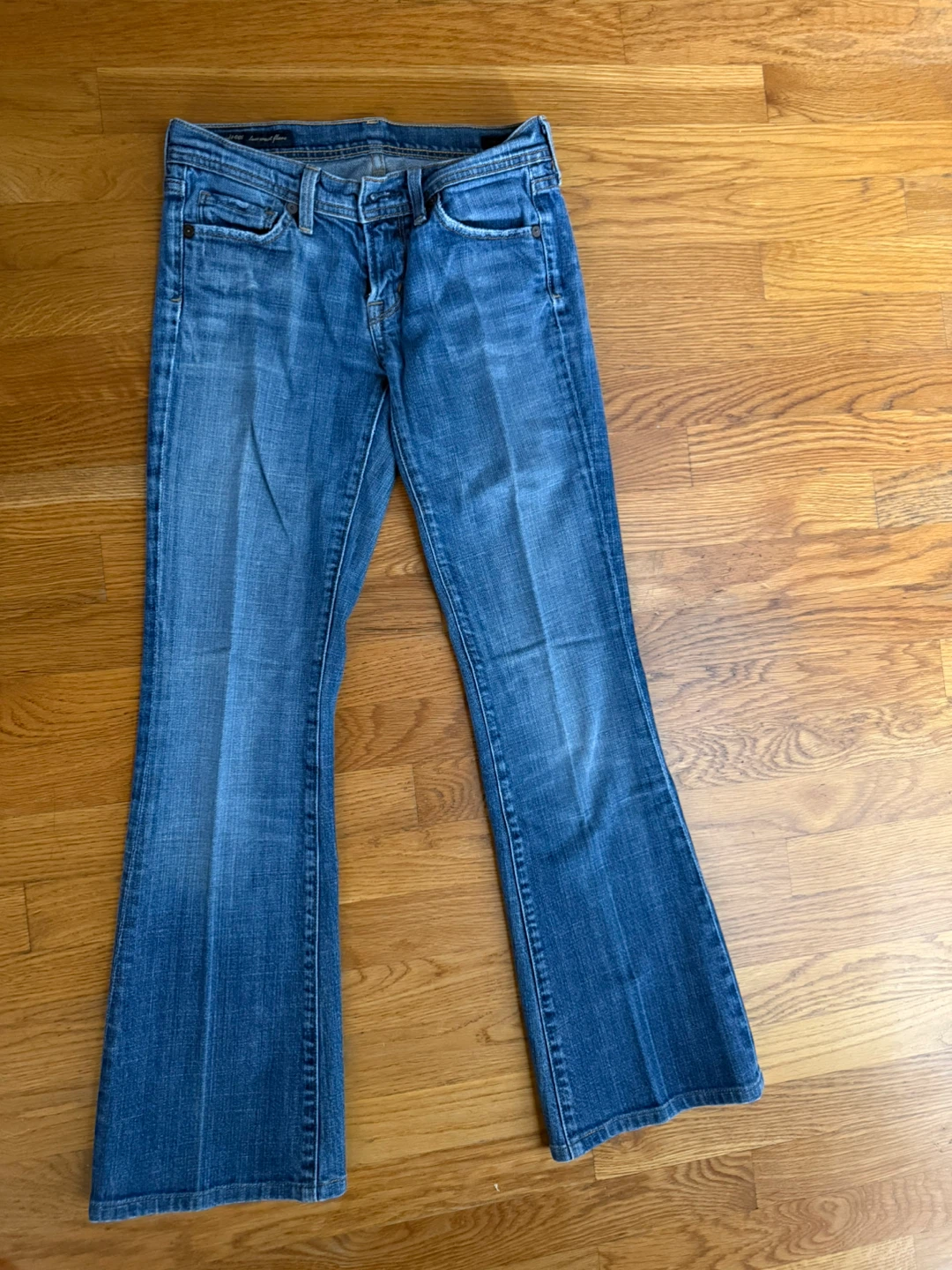 Citizens of Humanity "Ingrid" Low Waist Flare Jeans Size 25