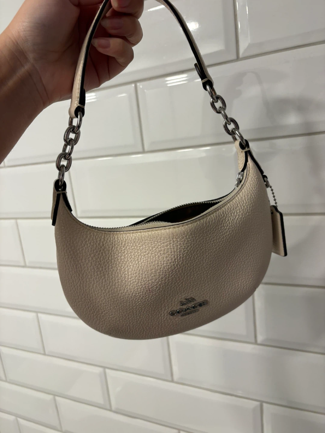 Coach Cream Leather Hobo Bag - photo 2