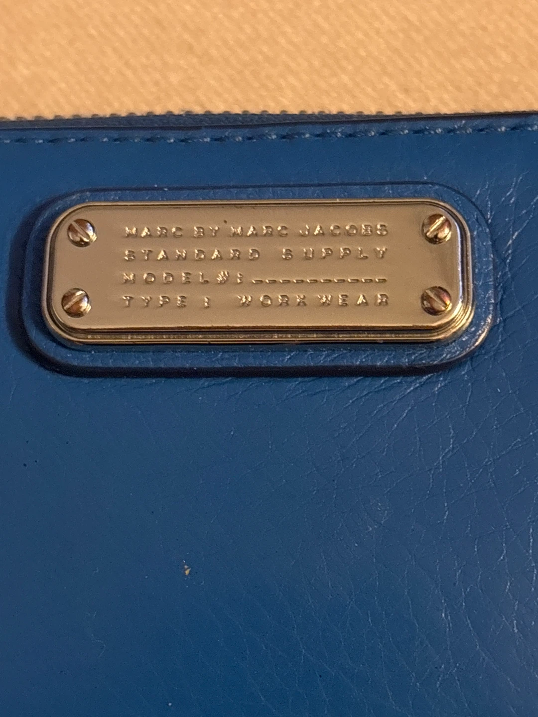 Marc by Marc Jacobs Blue Leather Wristlet Wallet - photo 2