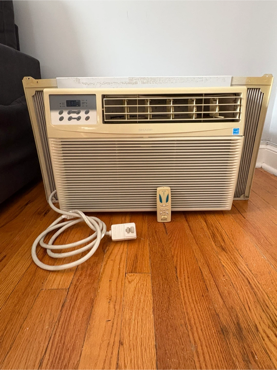 Sharp AF-Q100RX Room Air Conditioner - photo 2