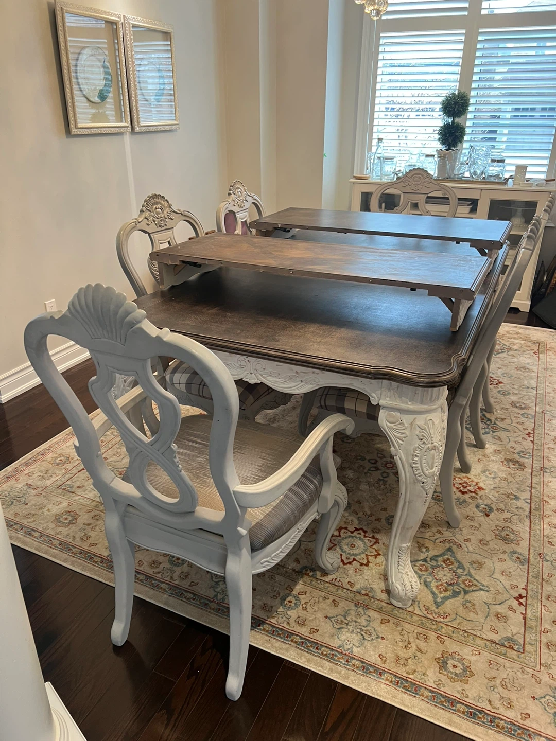 Dining Table with 6 Chairs