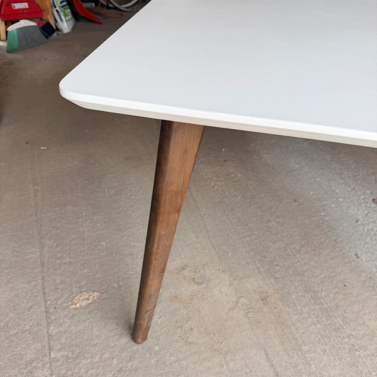 Structube Dining Table - photo 3