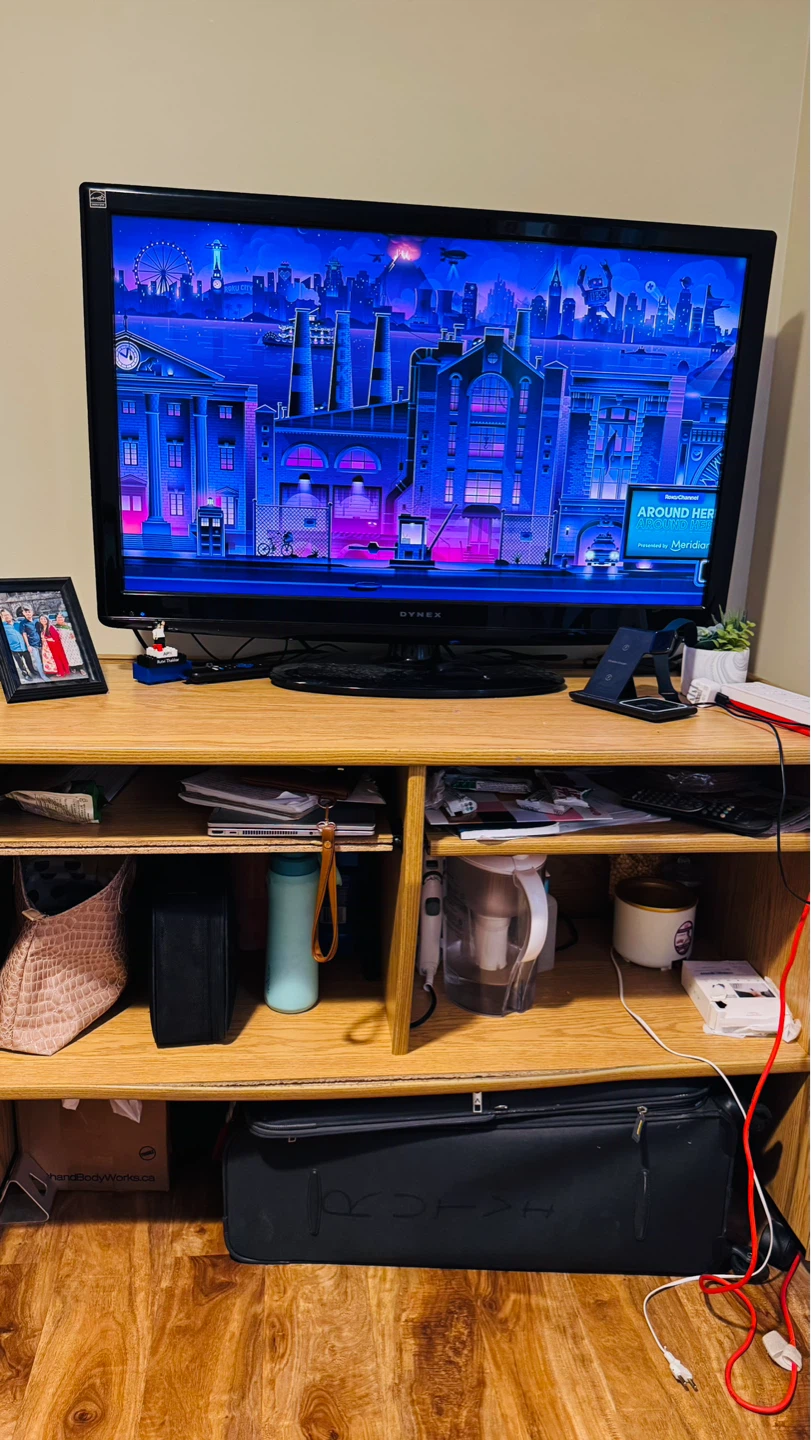 Dynex 24-inch LED TV