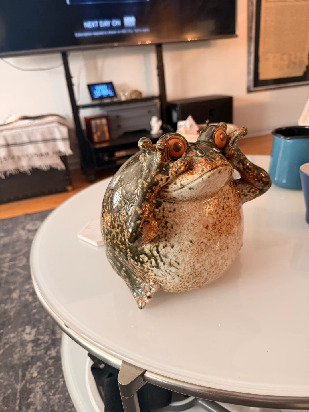 Ceramic Frog Figurine - photo 4