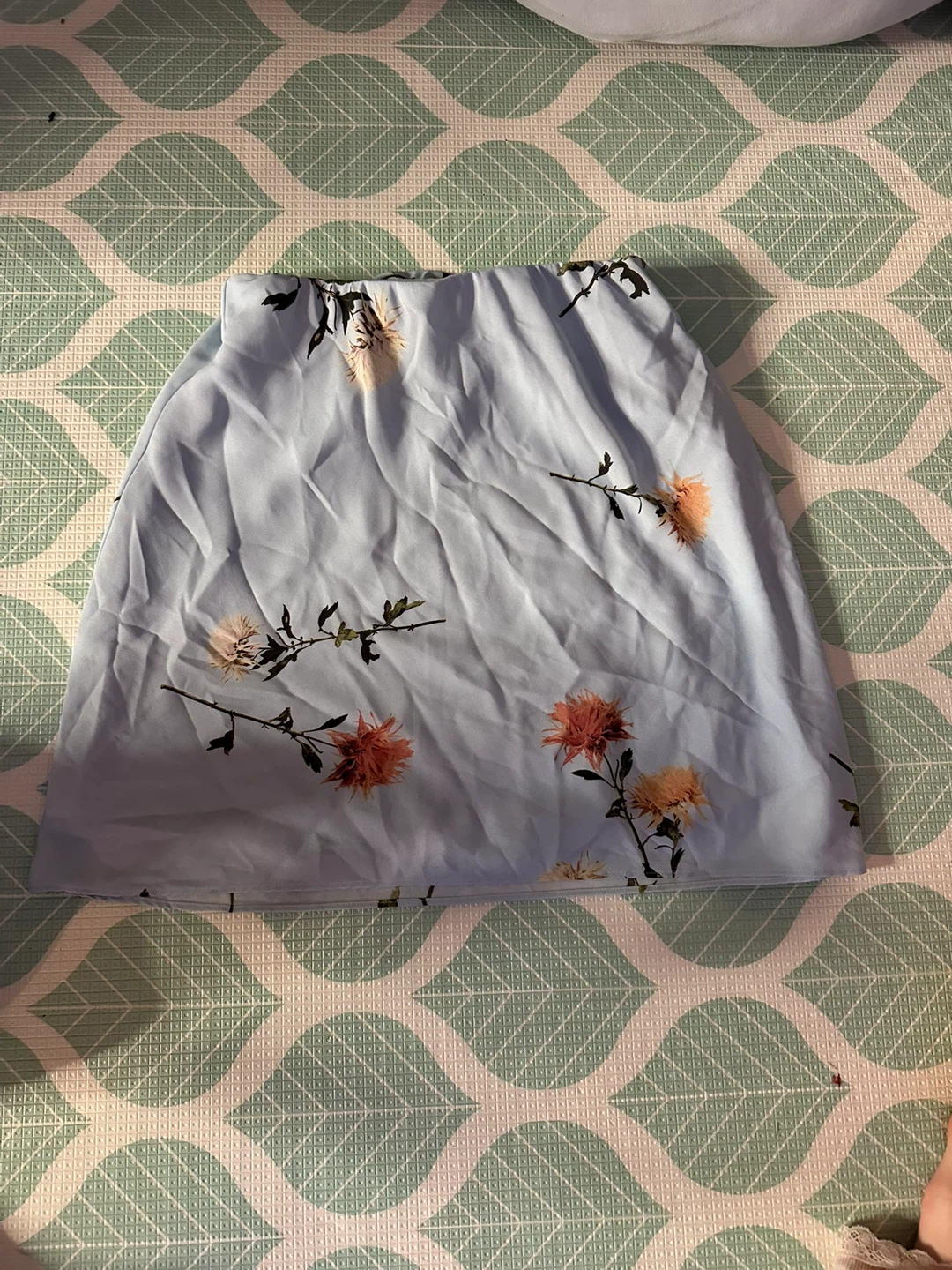 BABATON Blue Floral Skirt Size 4