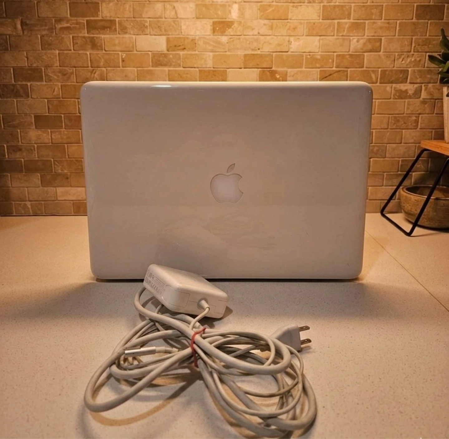 🔥 Apple MacBook with Charger - 250GB HD | Good Battery | 2.26GHz - photo 3