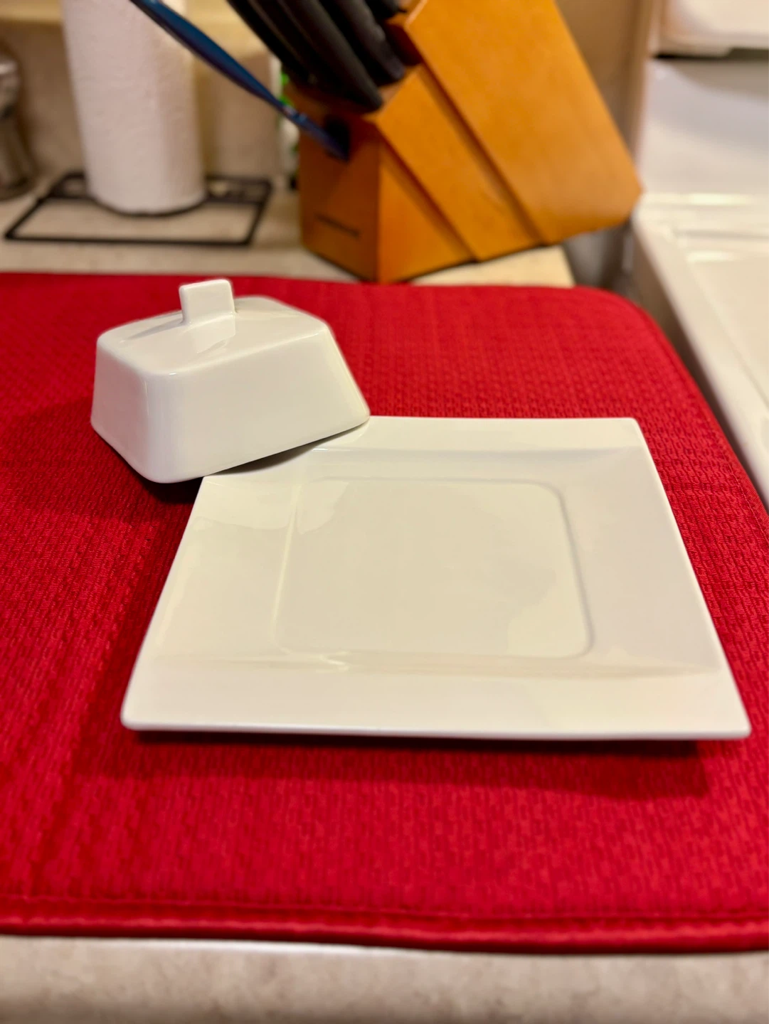 Small butter dish with bell top lid - photo 2