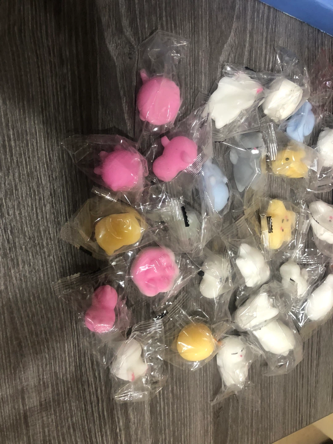 New-Small  Mochi  Squishy Toy Set! - photo 2