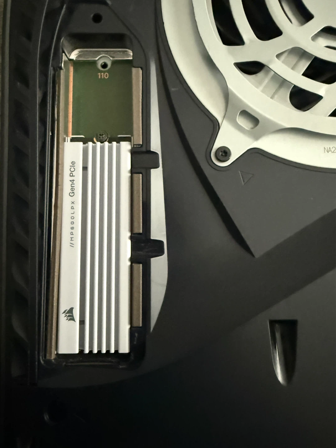 Corsair MP600L LPX 2TB NVMe M.2 SSD