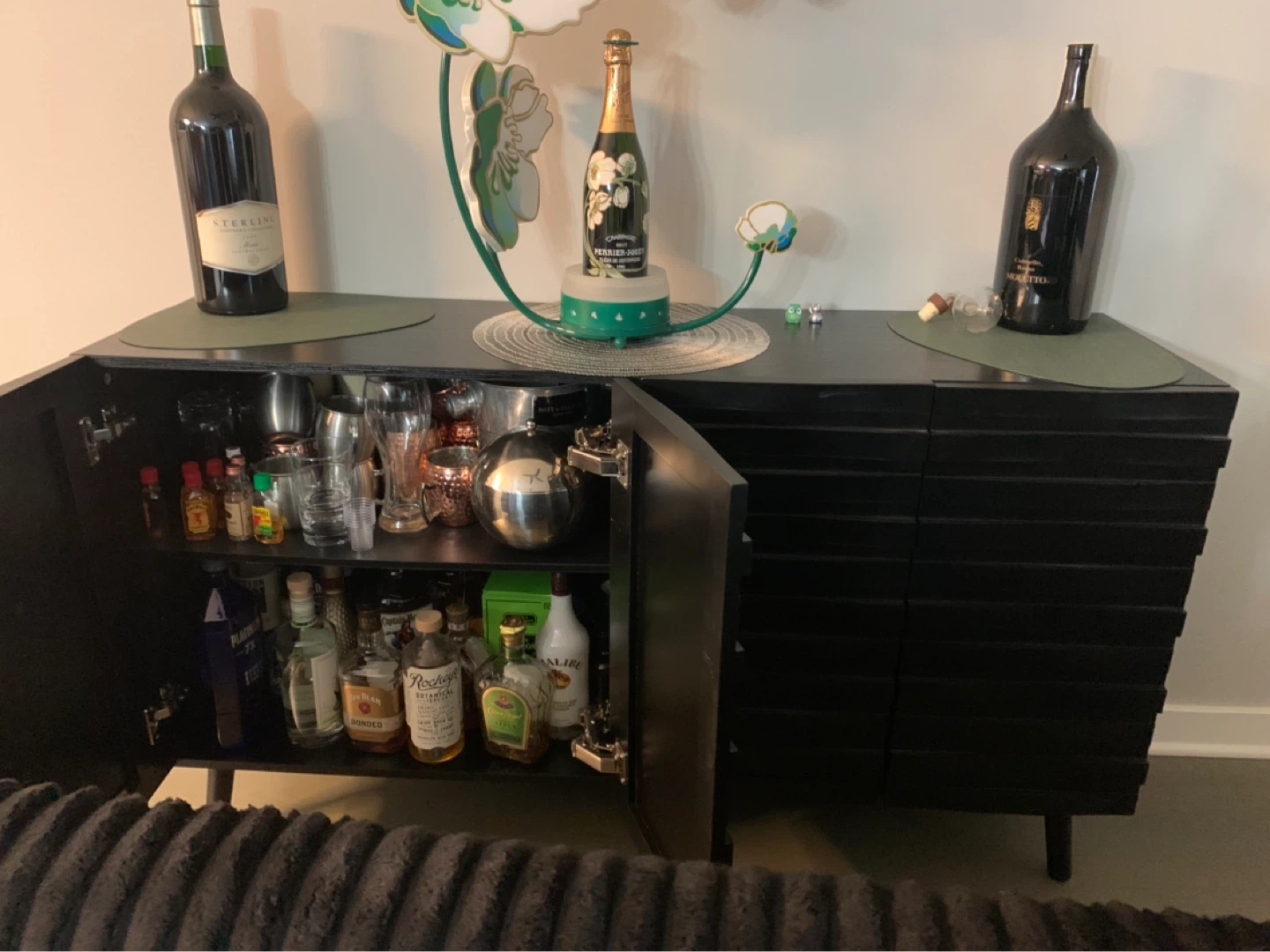 Black Modern Sideboard Bar Cabinet - photo 2