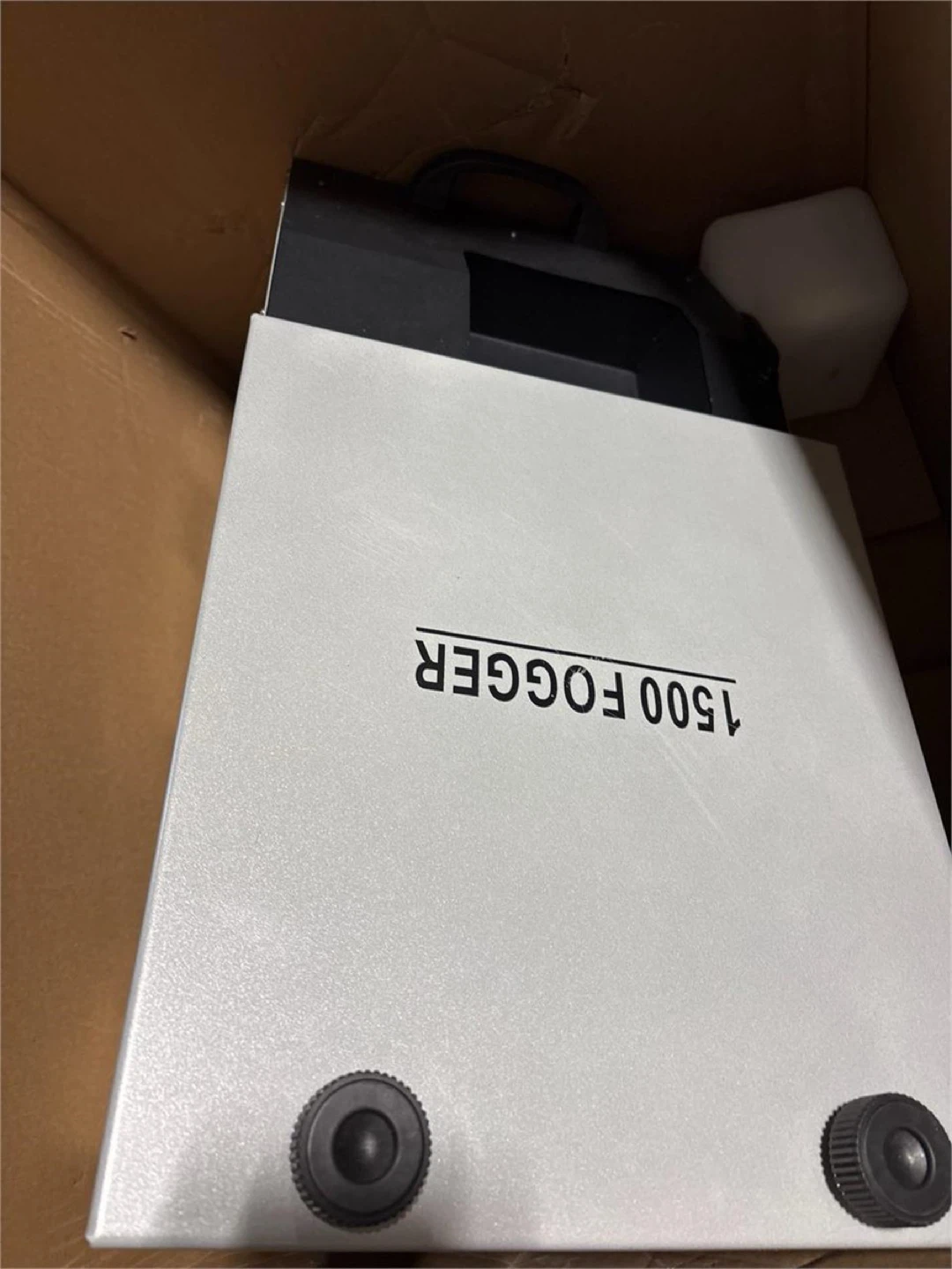 TCFUNDT Fog Machine 1500W with Remote Control - photo 3
