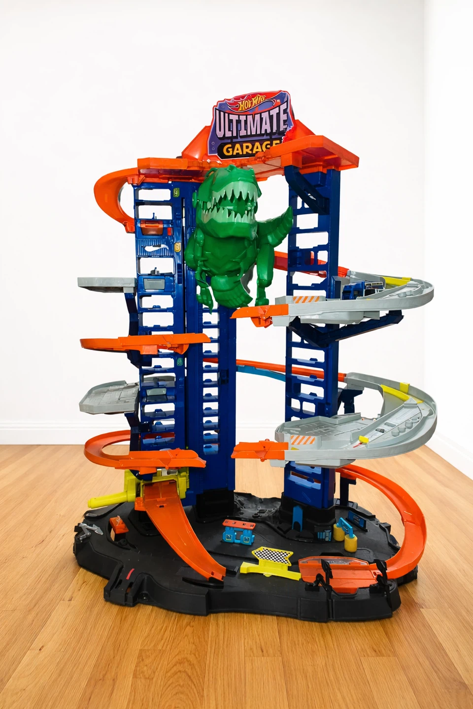 Hot Wheels Ultimate Garage Playset with Dinosaur