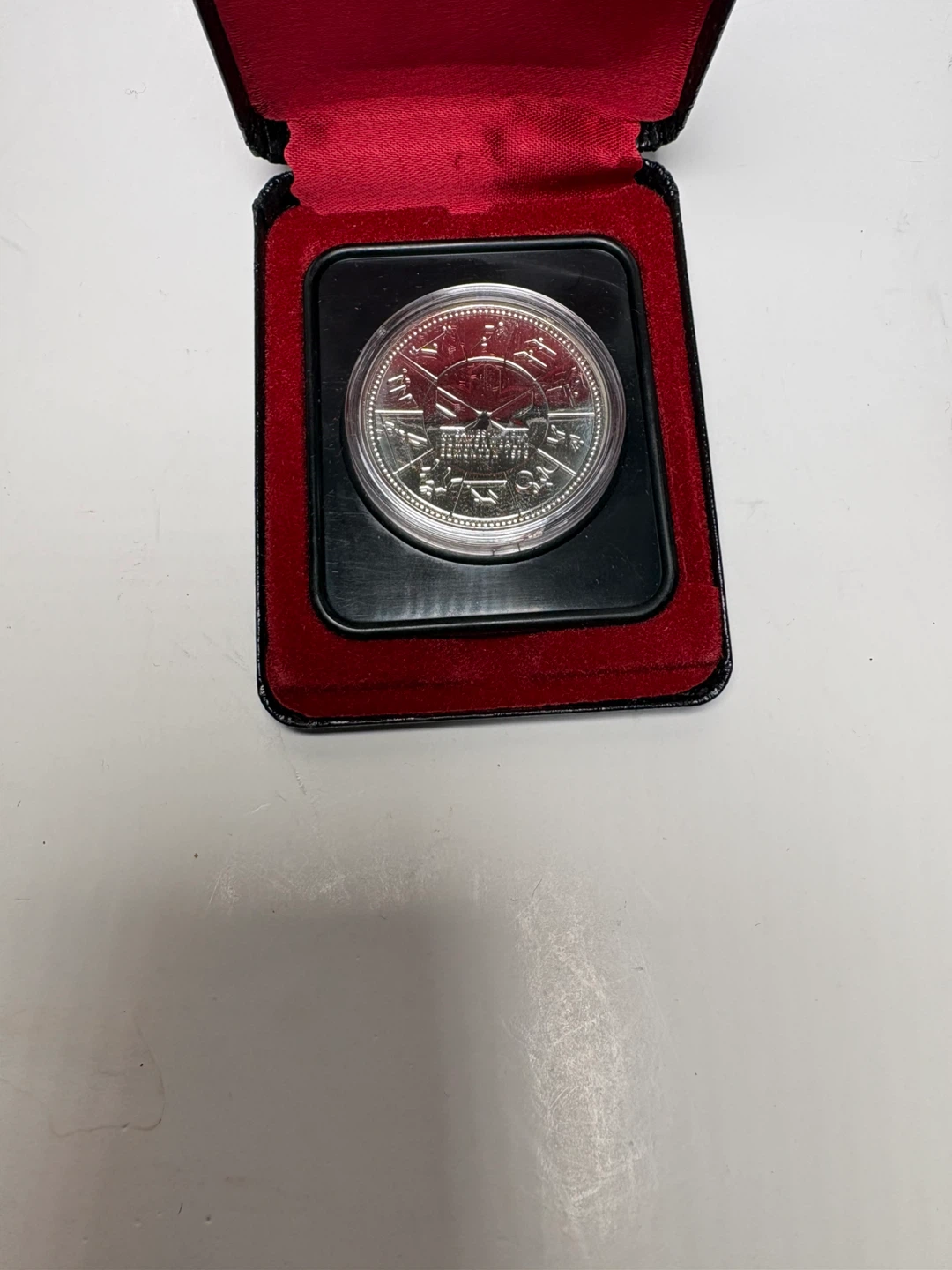1978 Commonwealth Games Edmonton Coin - photo 2