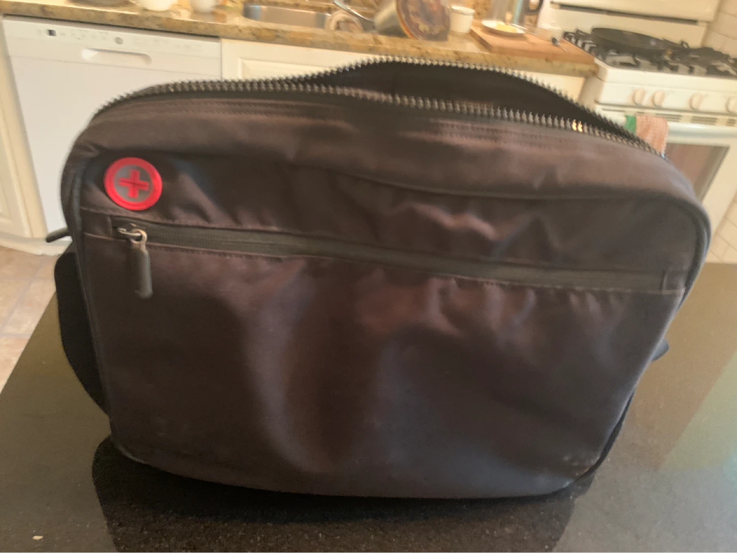 ECO VOLTAIC Solar Powered Messenger Bag - photo 3