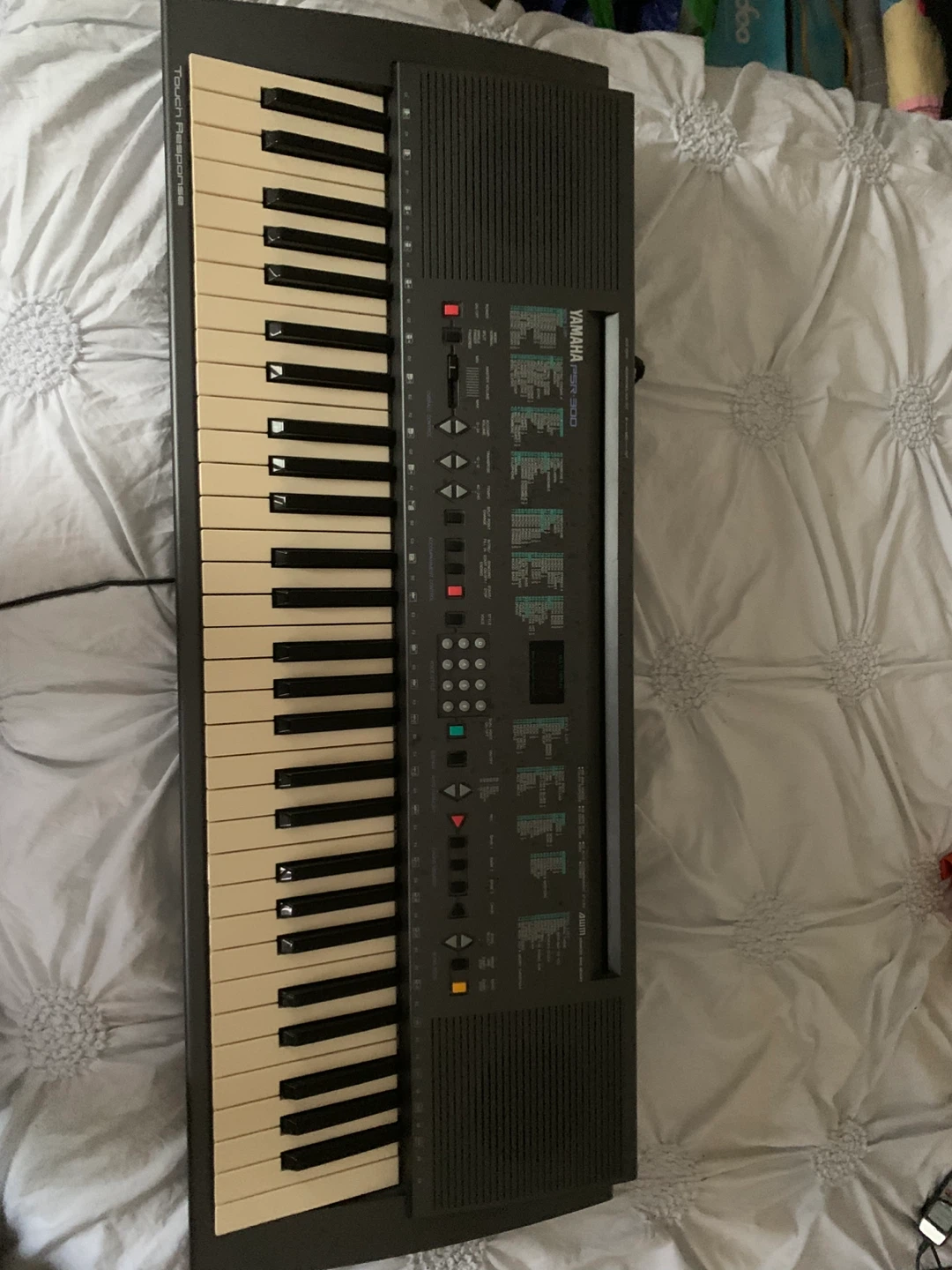 Yamaha PSR-300 Electronic Keyboard