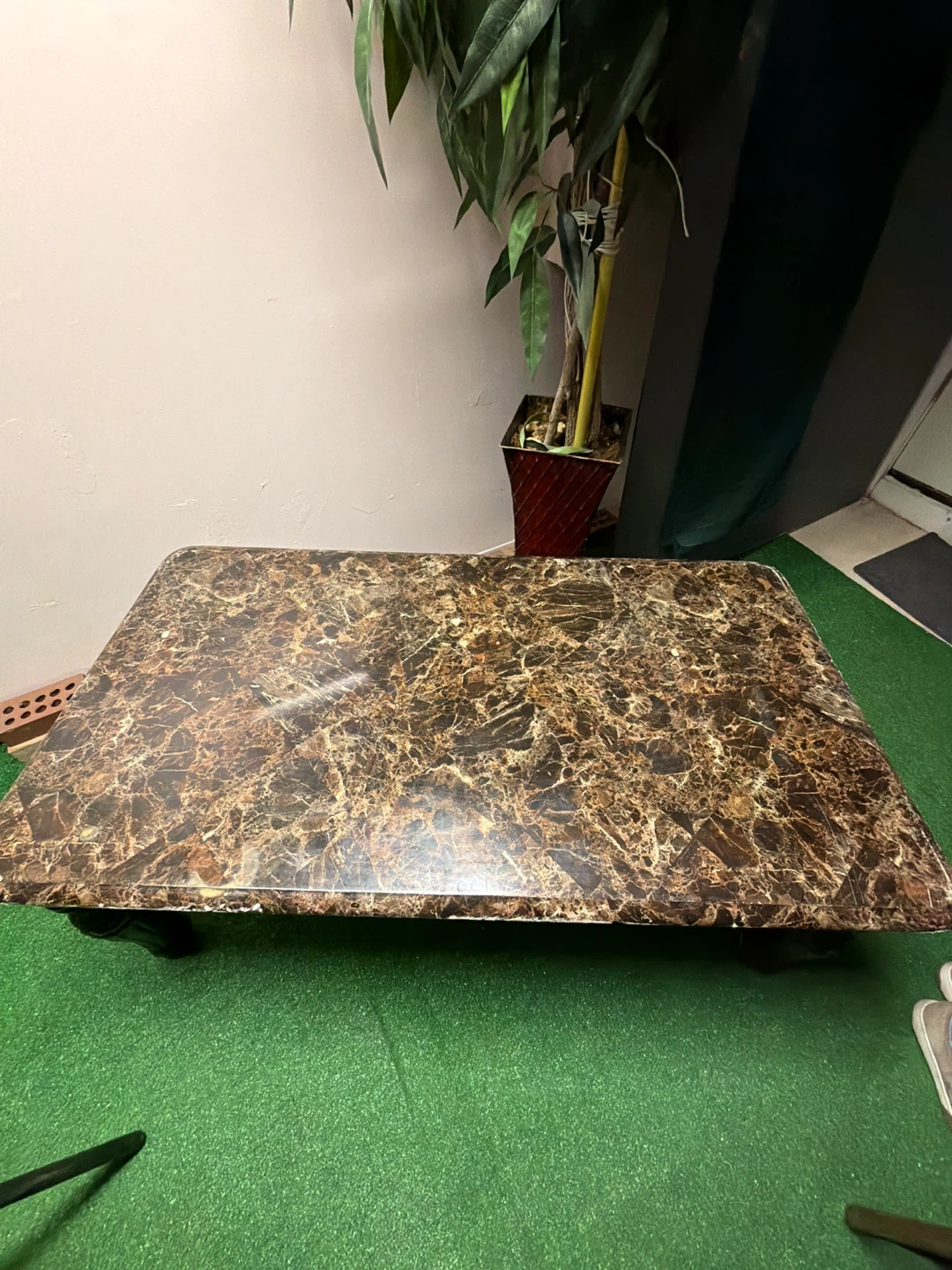 Coffee Table with faux marble top - photo 3