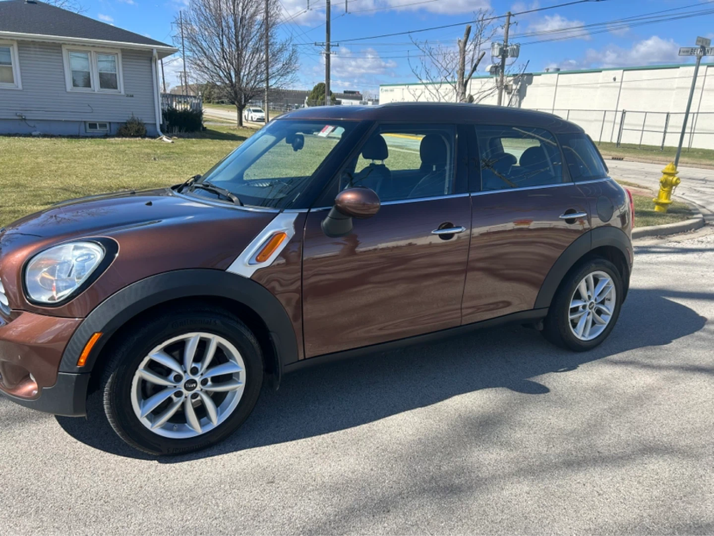 2014 Mini Cooper Countryman - Brown