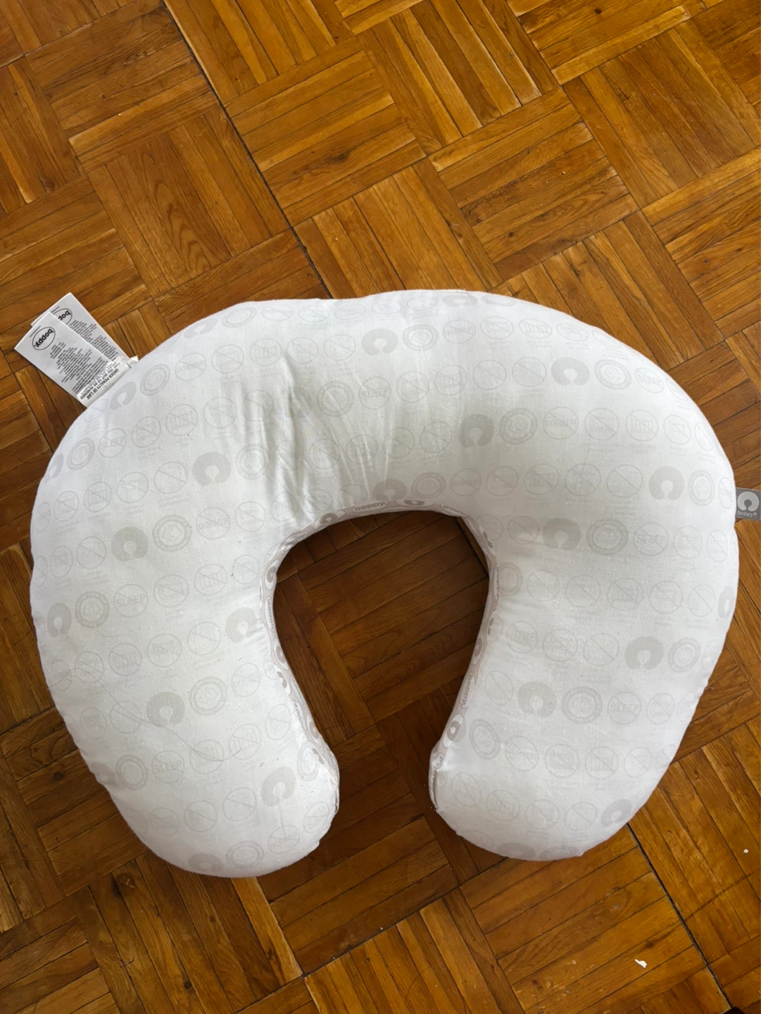 Boppy Nursing Pillow with Elephant Print Cover - photo 2