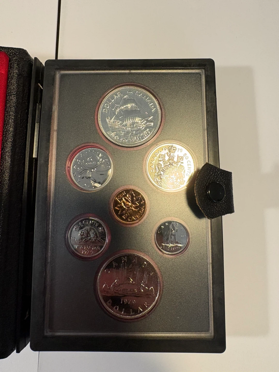 1979 Griffon Double Dollar Royal Canadian Mint Coin Set - photo 2