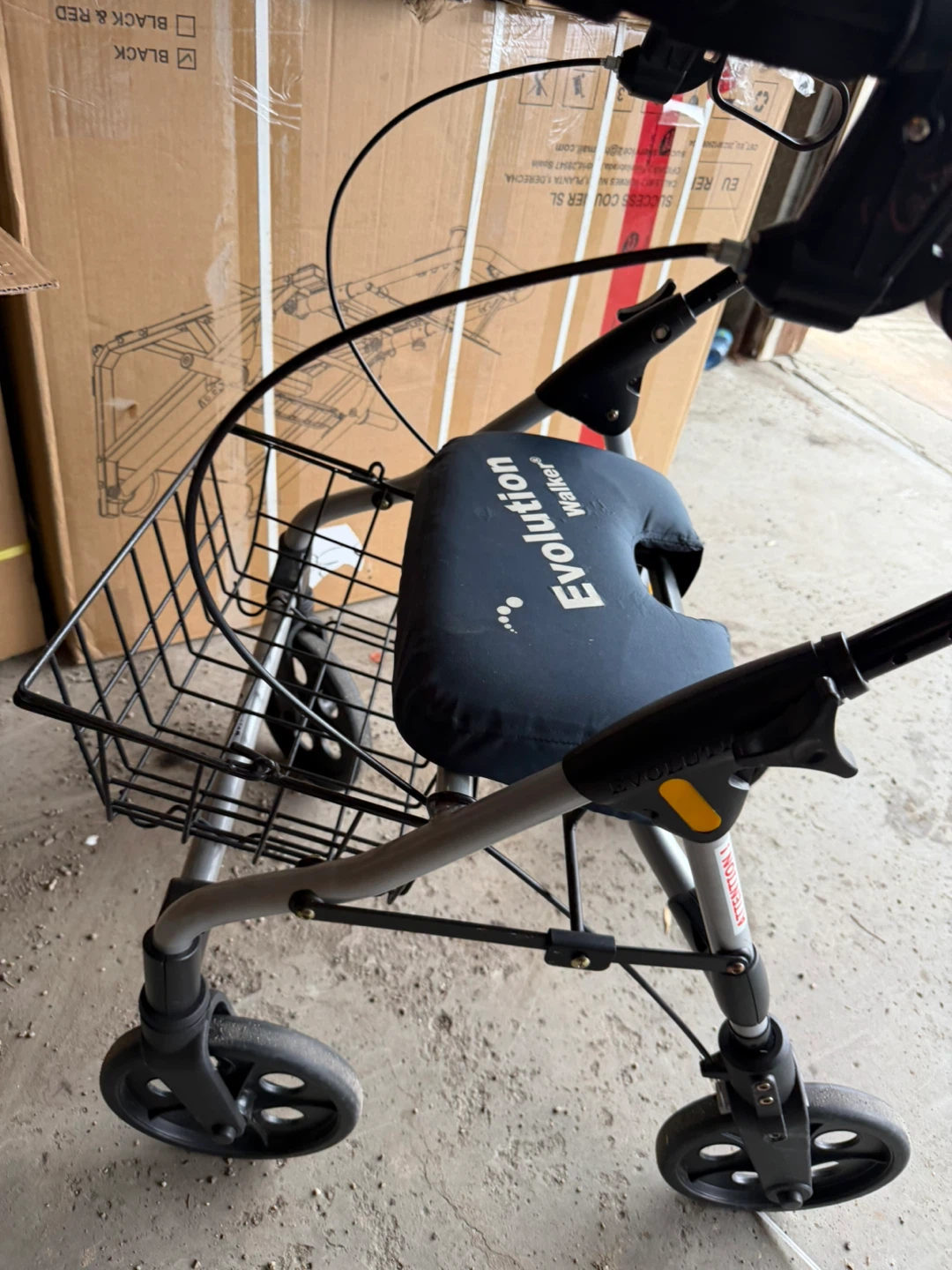 Evolution Walker with Basket - photo 4