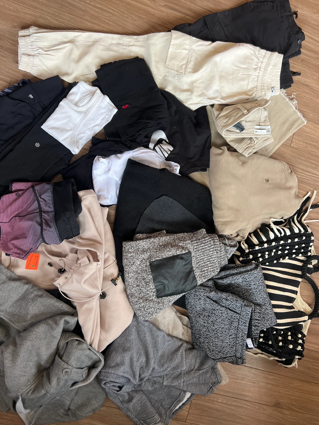 Closet clean out bundle - photo 5