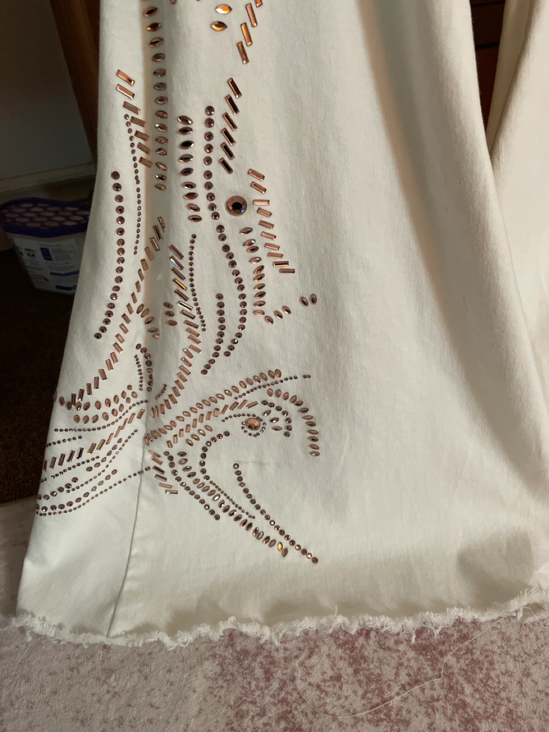 We The Free White Embellished Flare Jeans Size 25 - photo 2