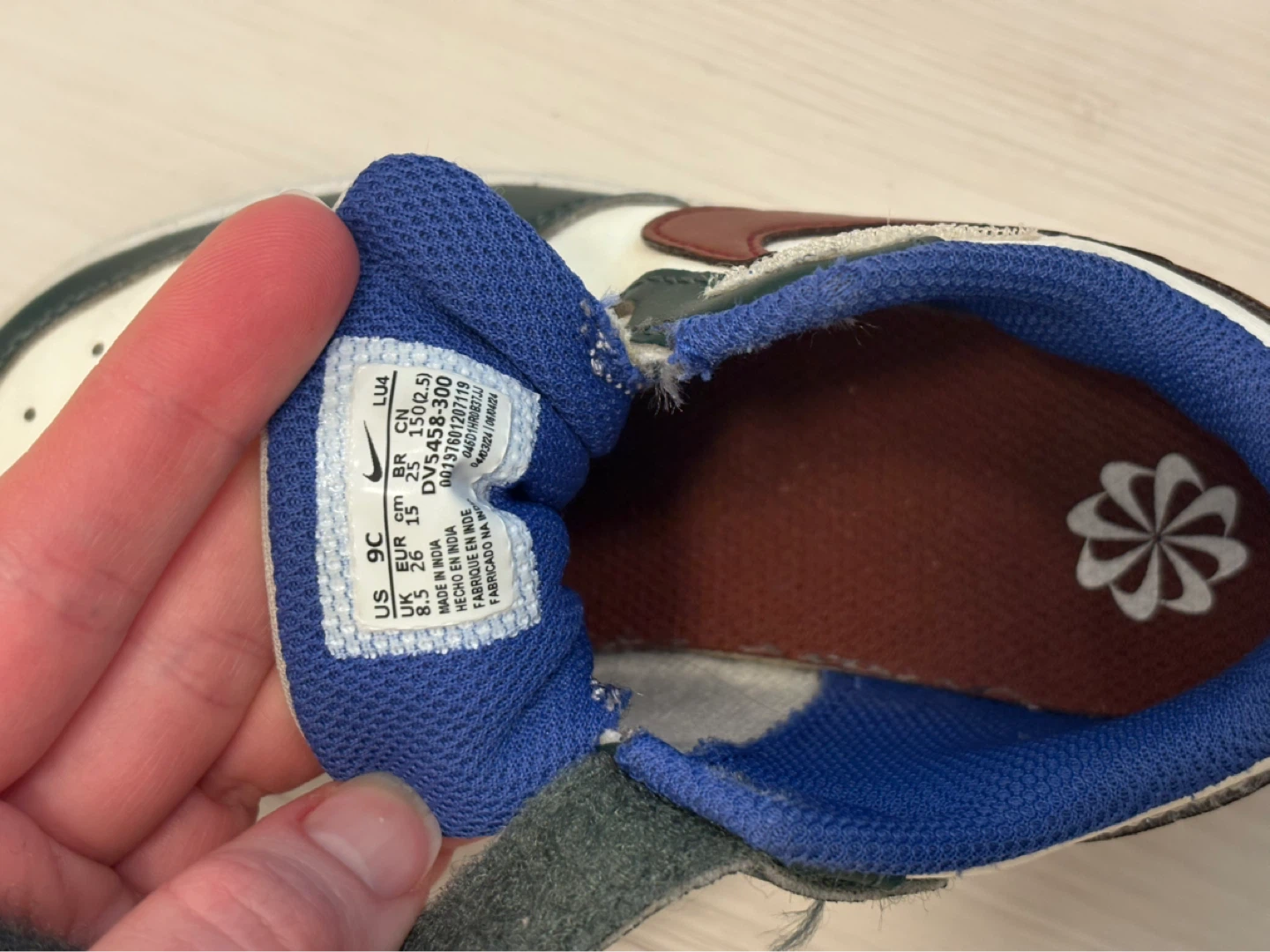 Nike Shoes - photo 4