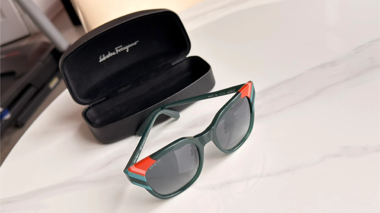 Authentic Salvatore Ferragamo SF875S Designer Sunglasses