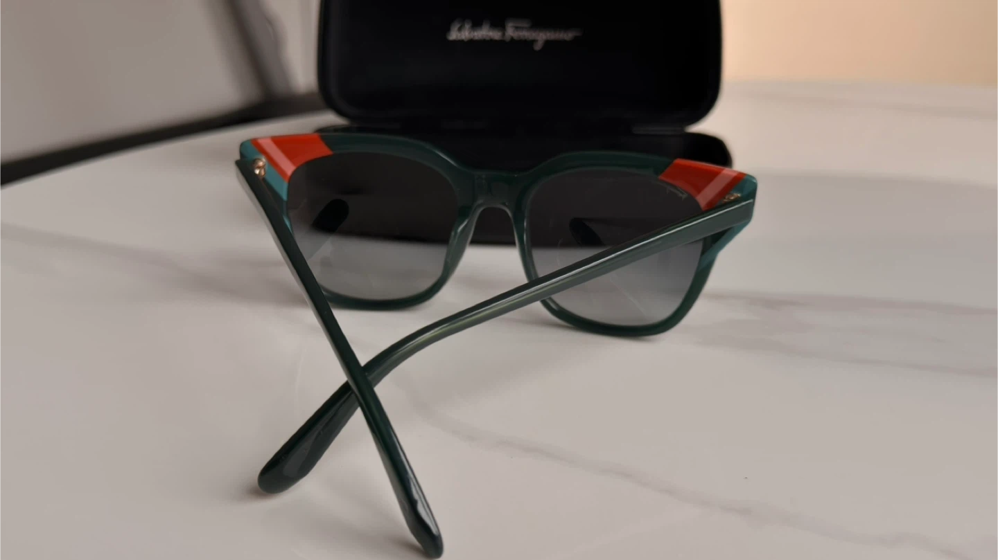 Authentic Salvatore Ferragamo SF875S Designer Sunglasses - photo 3