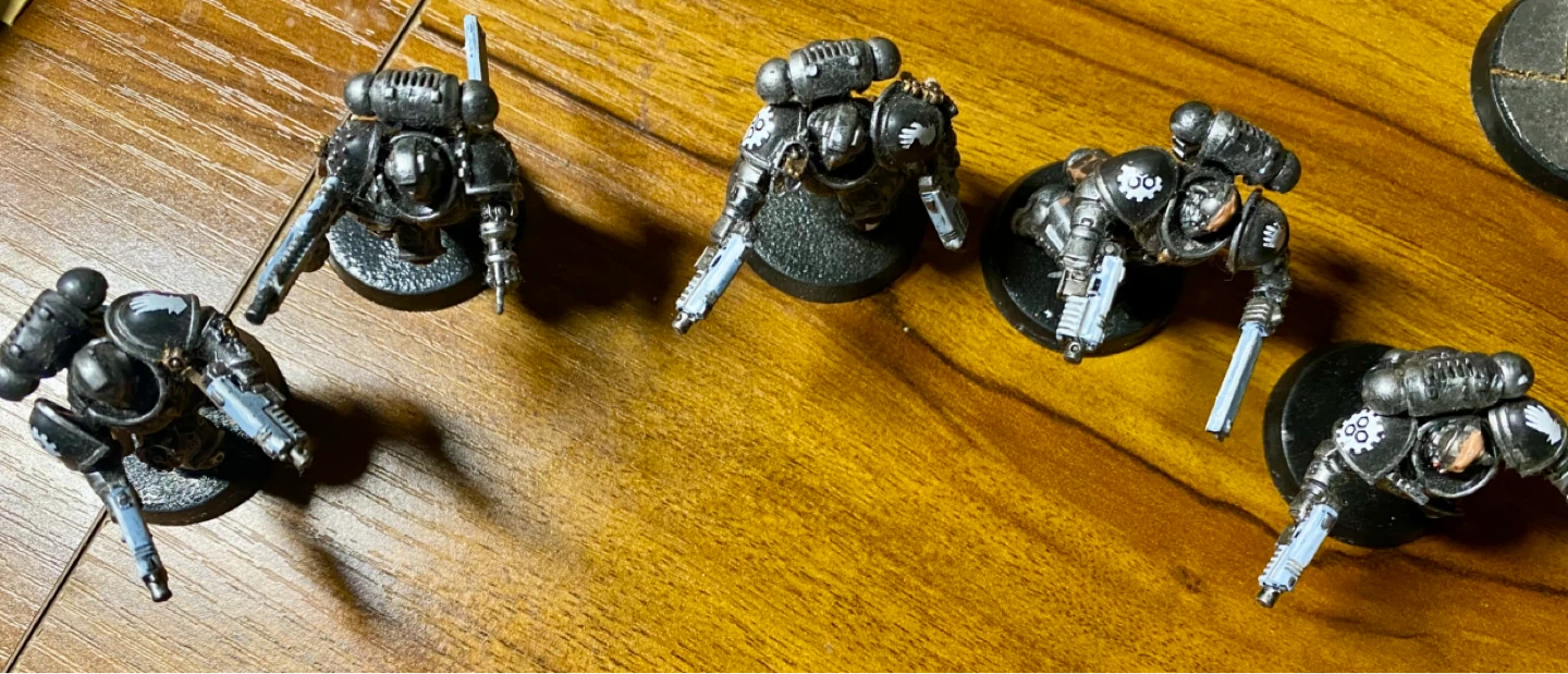 Warhammer 40,000 Miniatures - iron hands conversion Figures - photo 3