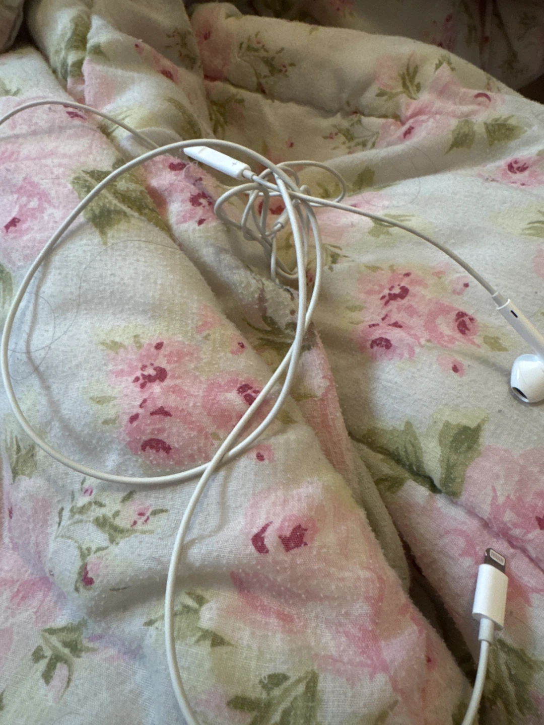 Apple EarPods with Lightning Connector