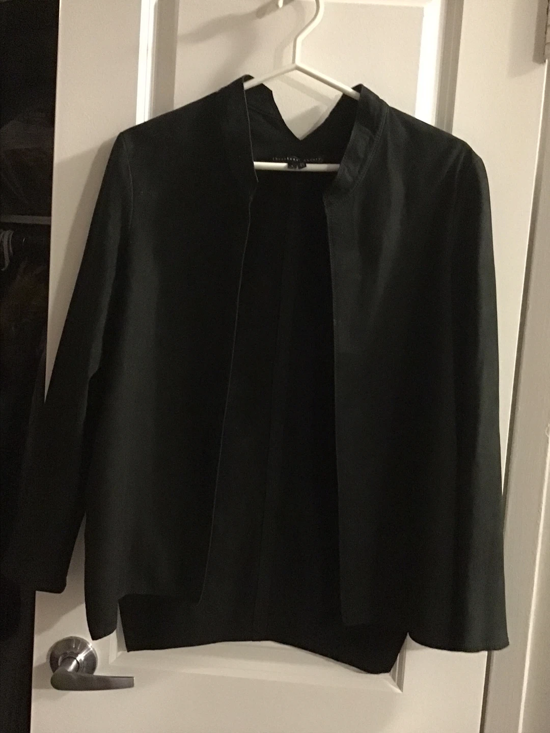 Theory ; Black Suede buttonless jacket