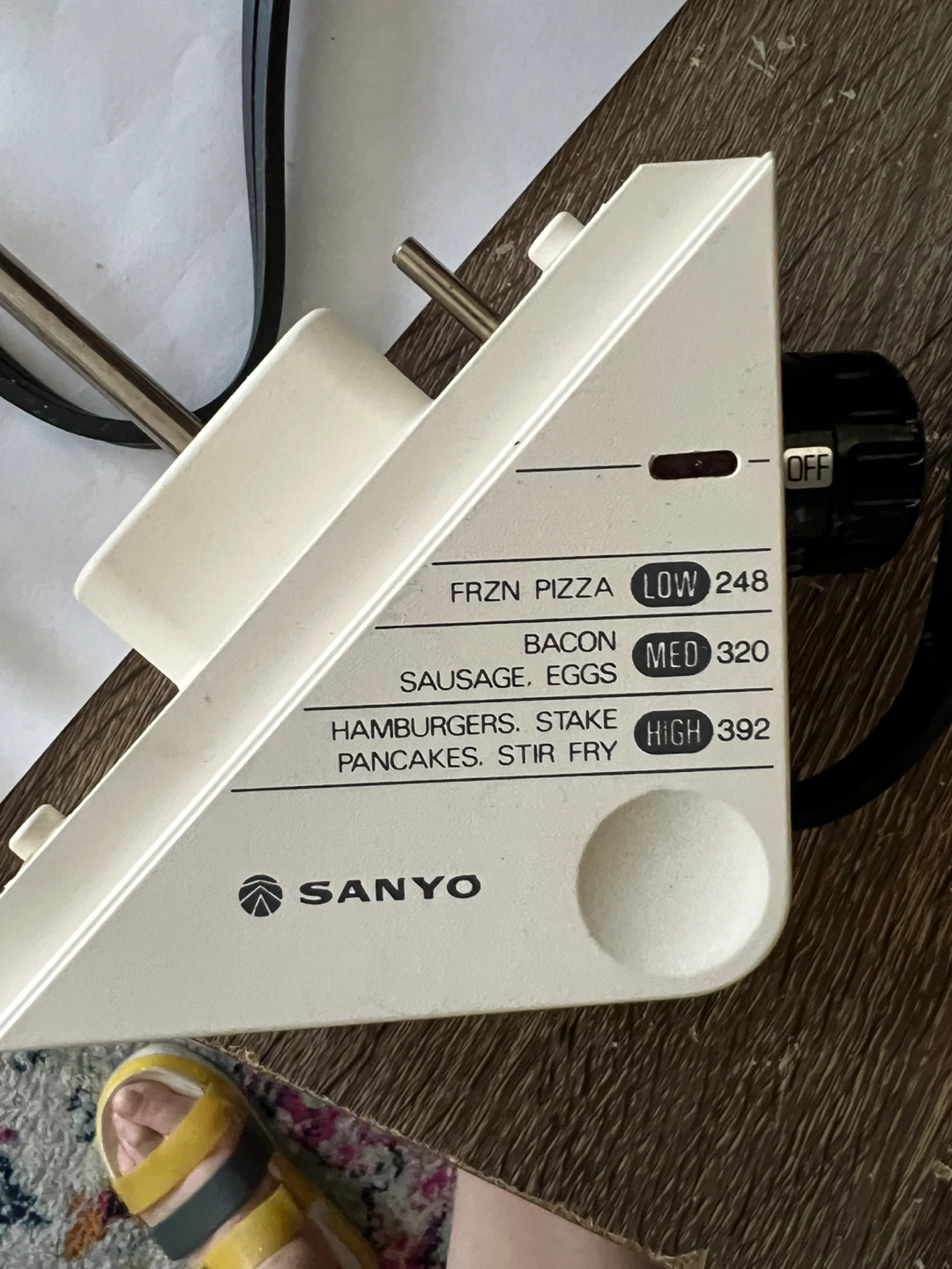 Sanyo Electric Skillet Griddle with Lid