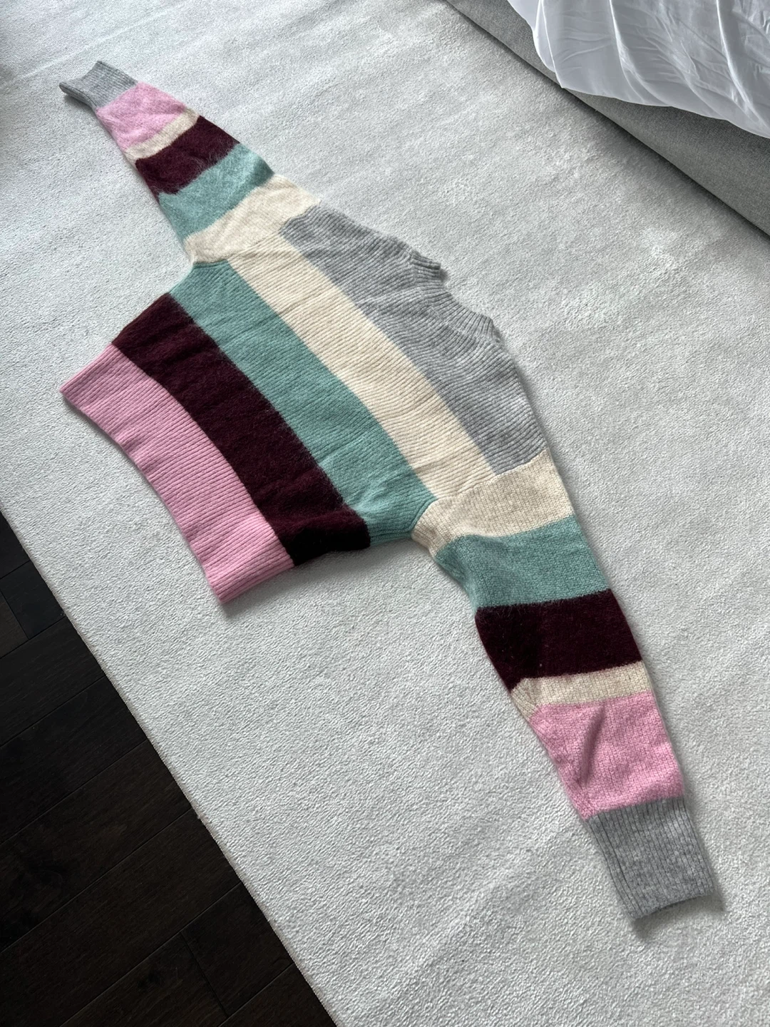 H&M Striped Sweater - Medium - photo 4