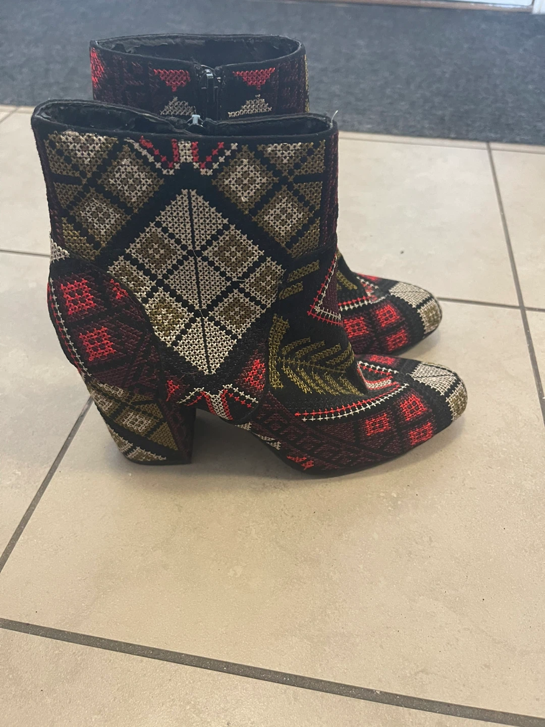 Rampage Women's Embroidered Heeled Ankle Boots