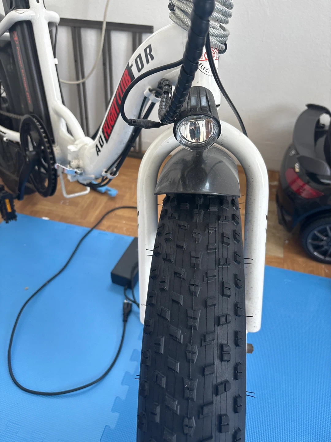 White Folding Fat Tire Electric Bike - photo 3