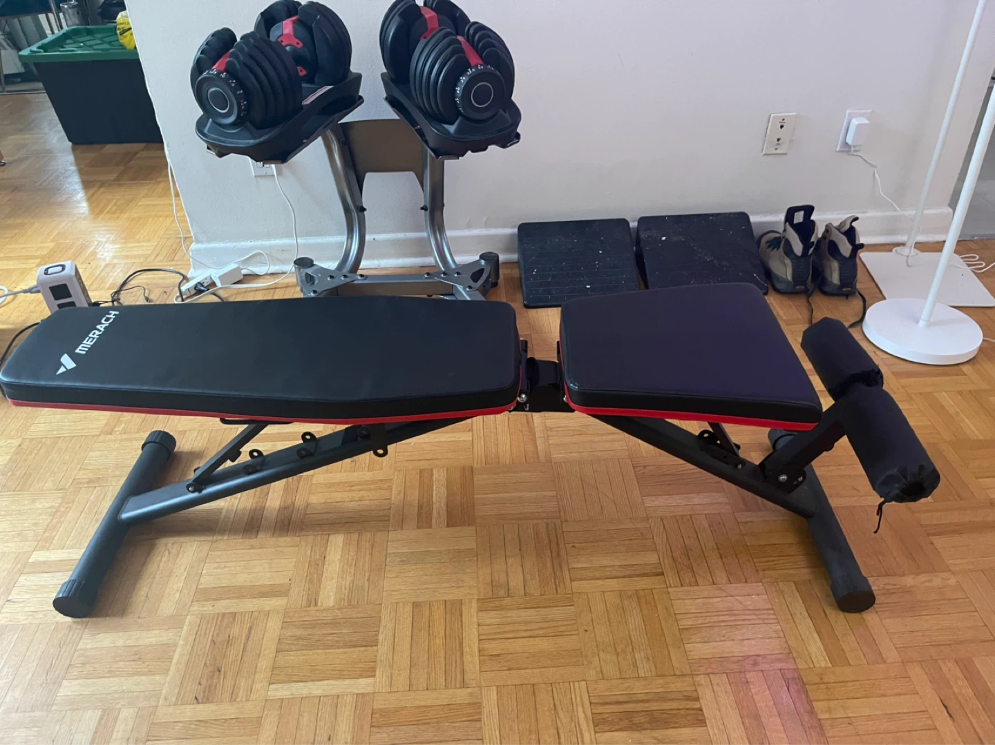 Adjustable Dumbbells & Workout Bench - photo 4