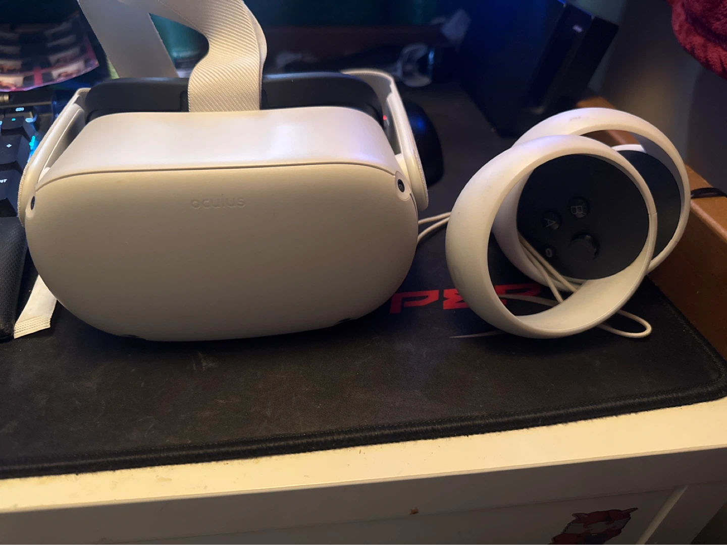 Oculus Quest 2 VR Headset with Controllers