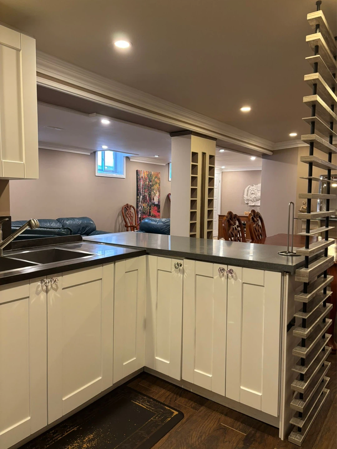 One Bedroom Basement Apartment - photo 2