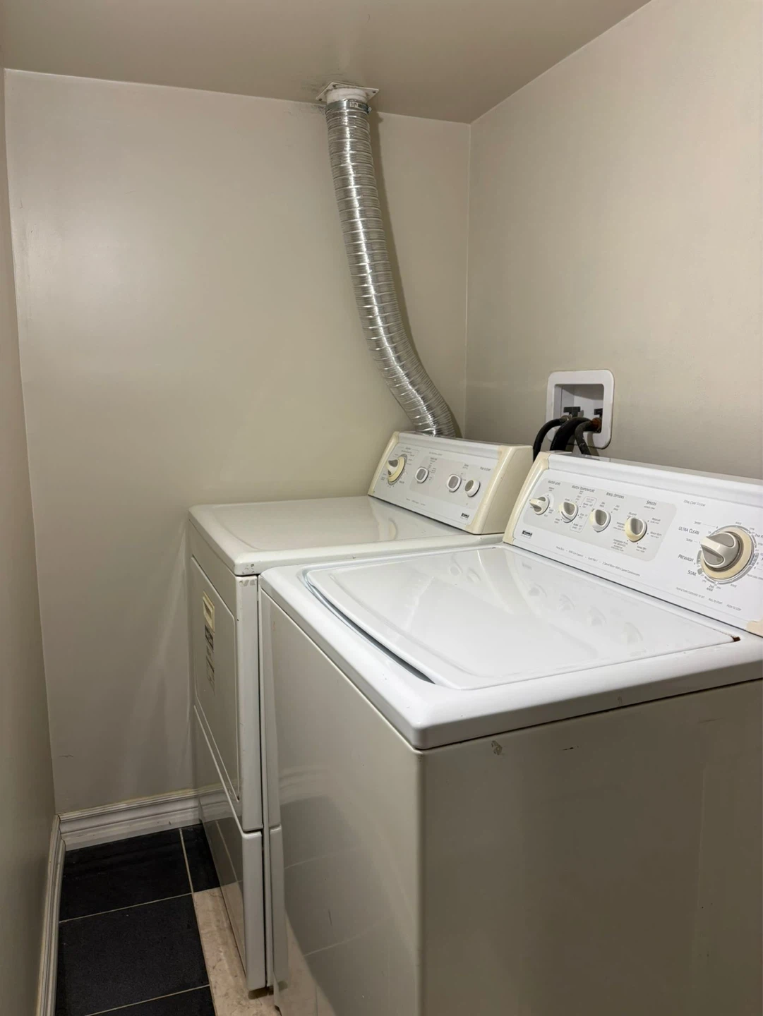 One Bedroom Basement Apartment - photo 5