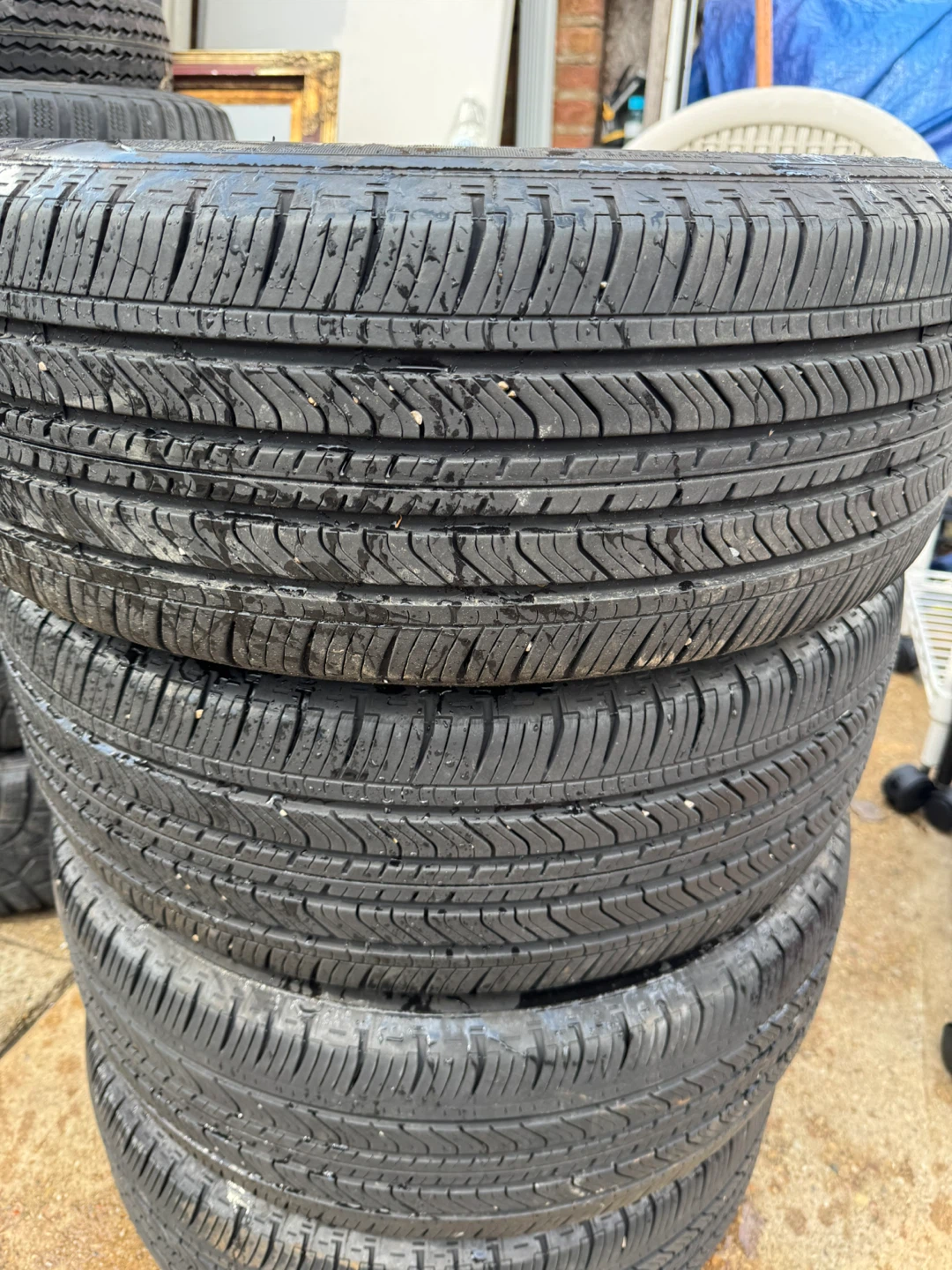 Michelin Primacy MXV4 Tires - 215/60R16 94H - photo 2