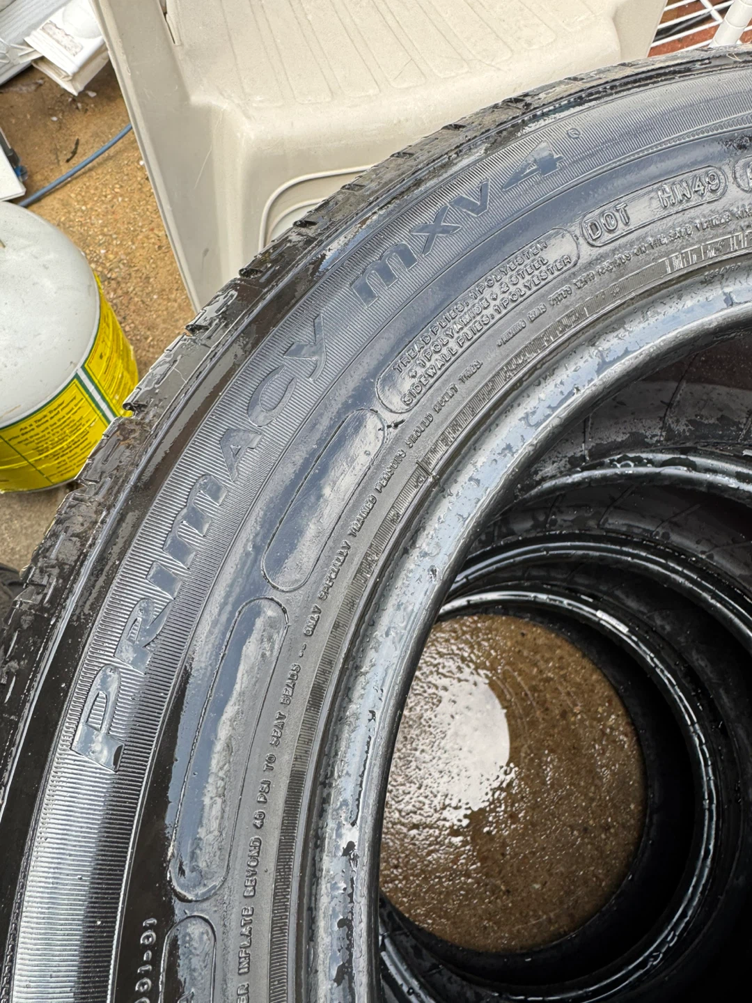 Michelin Primacy MXV4 Tires - 215/60R16 94H - photo 5