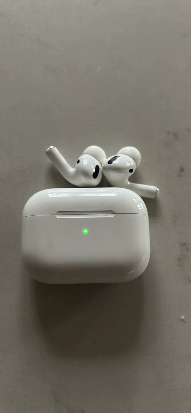 Apple AirPods Pro (1st Gen) - photo 3