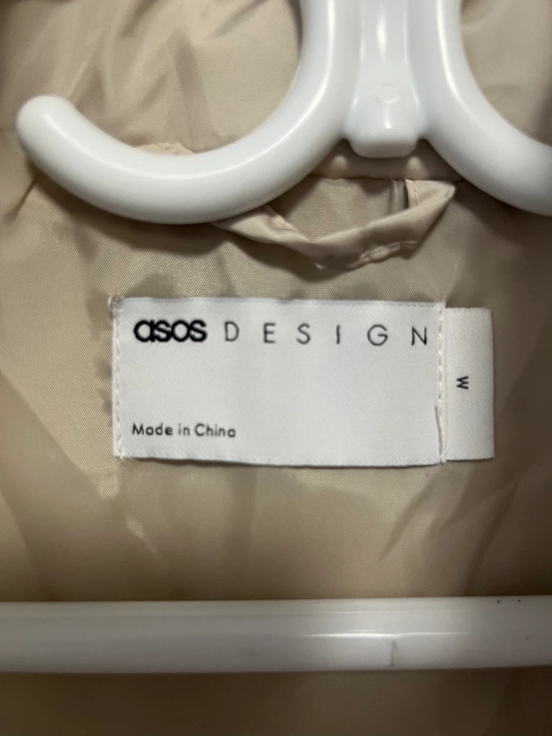ASOS DESIGN Puffer Gilet Vest - Medium - Stone - NWT - photo 5