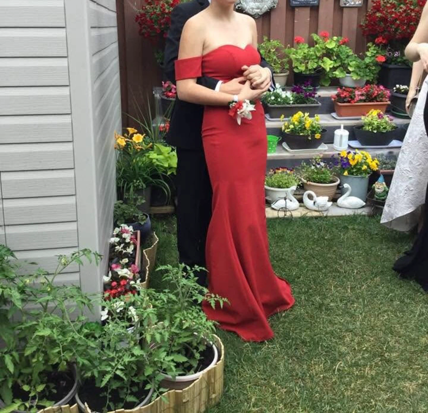Red Off-the-Shoulder Prom Dress - photo 4