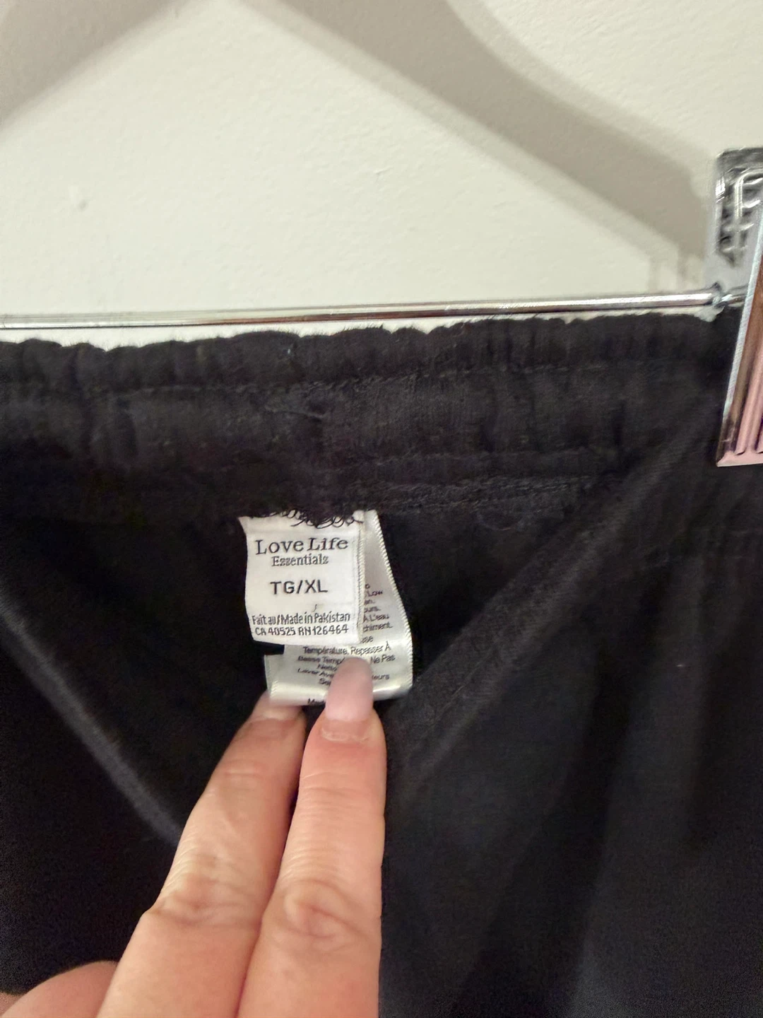 BNWT XL Girls cargo with back pockets joggers - photo 3