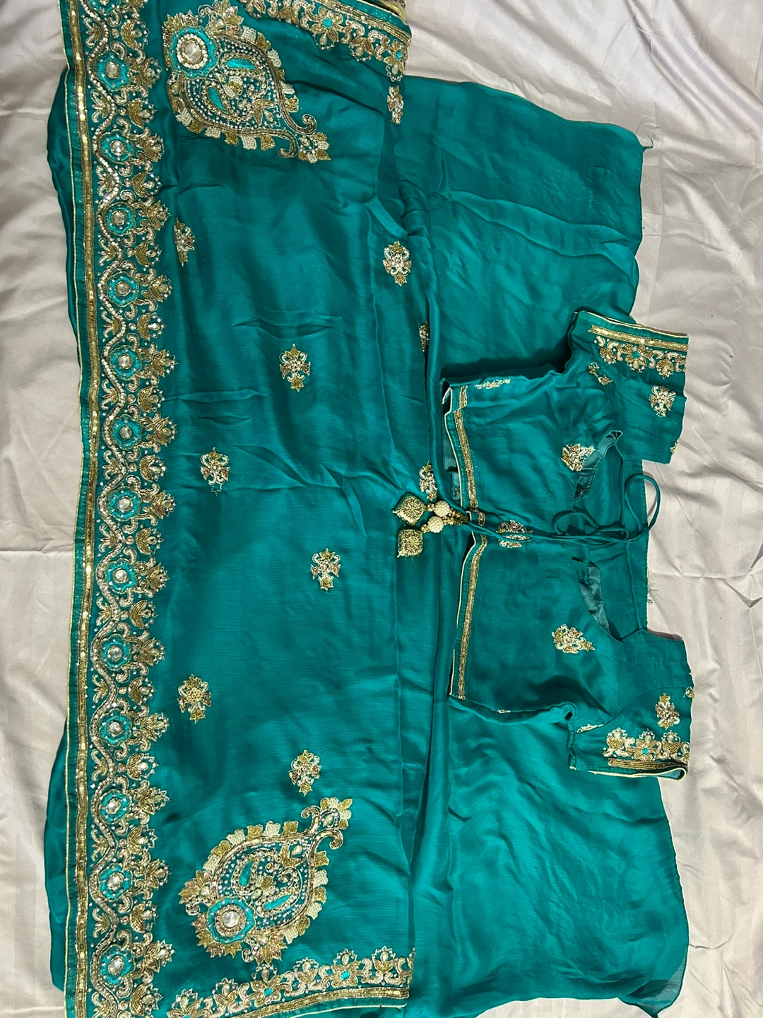 Multiple Sarees - photo 3
